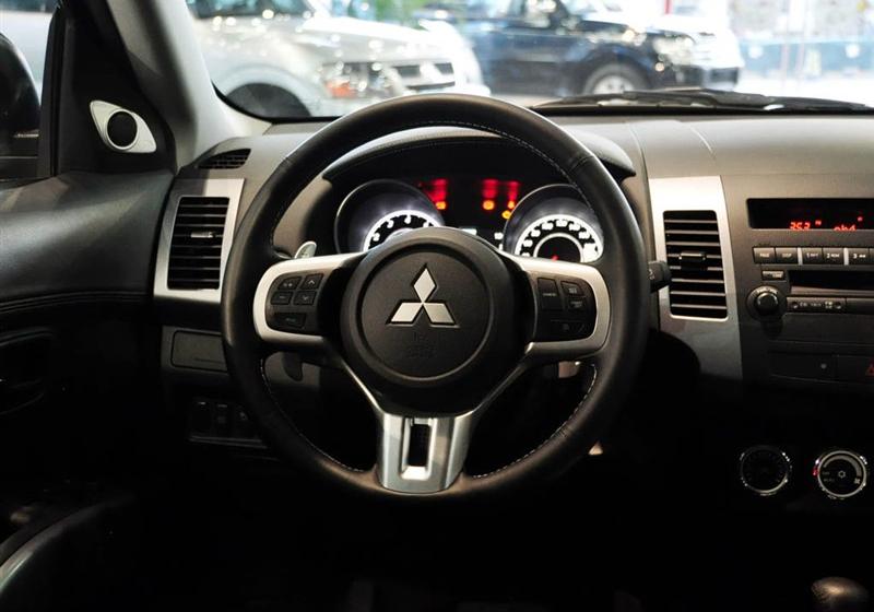 OUTLANDER EX  2010款 劲界 3.0 精英GT版