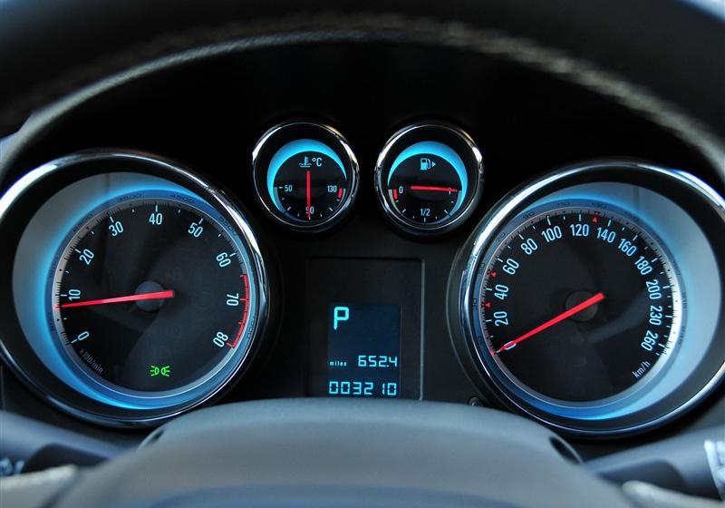英朗  2010款 XT 1.6T 时尚运动版