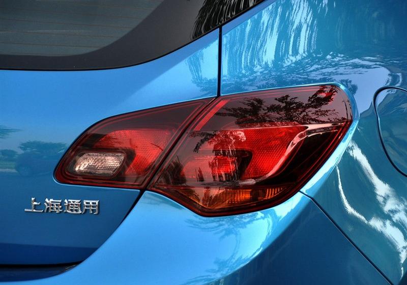 英朗  2010款 XT 1.6T 新锐运动版