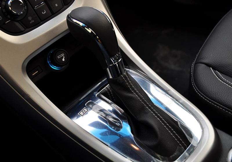 英朗  2010款 XT 1.8L 自动豪华版