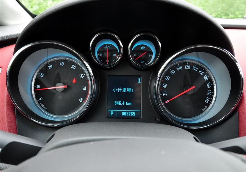 英朗  2010款 GT 1.6T 新锐运动版