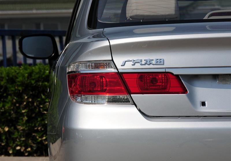 理念S1  2011款 1.3L AT舒适型