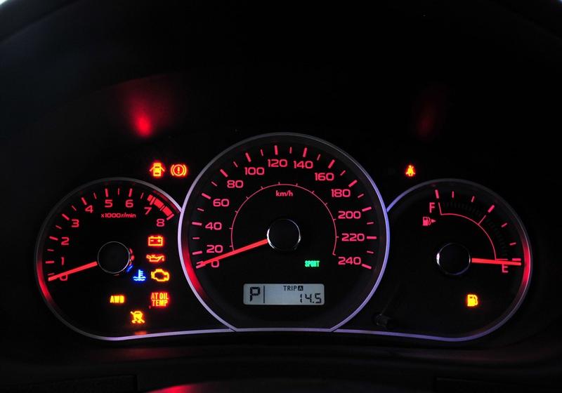 翼豹  2010款 XV 2.0R 自动豪华版