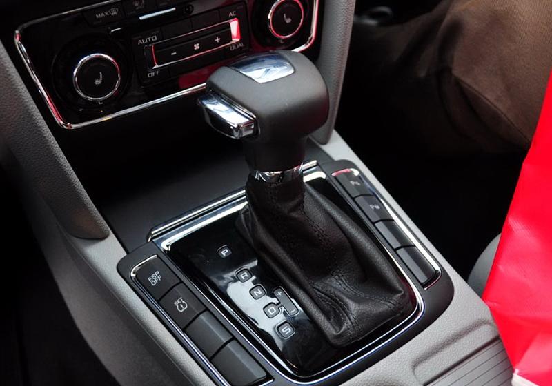 昊锐  2009款 1.8TSI AT尊雅版