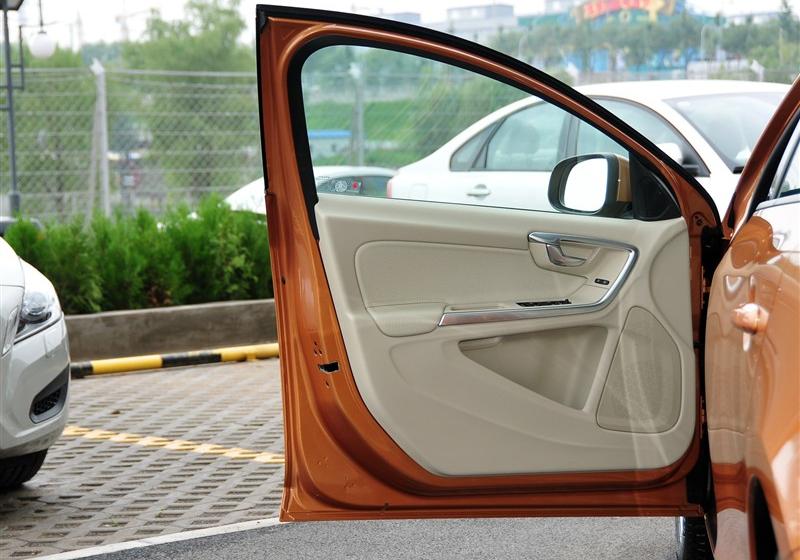 沃尔沃S60  2012款 1.6T DRIVe 舒适版
