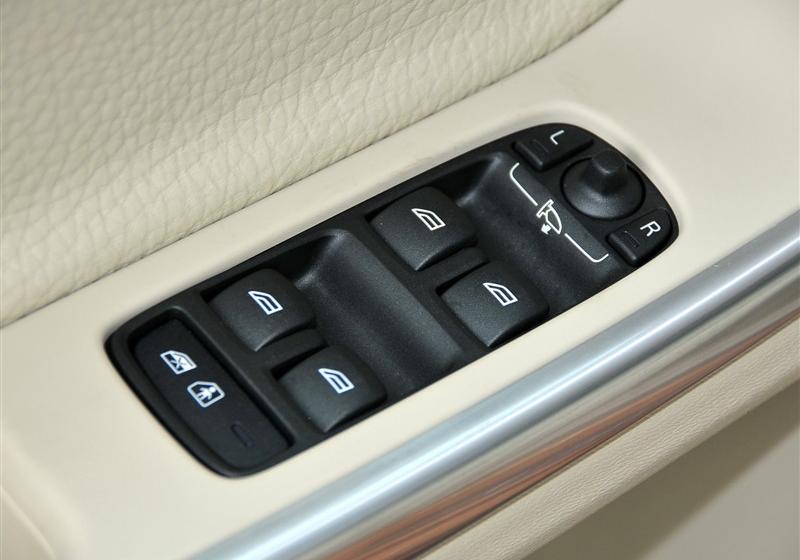沃尔沃S60  2012款 1.6T DRIVe 舒适版
