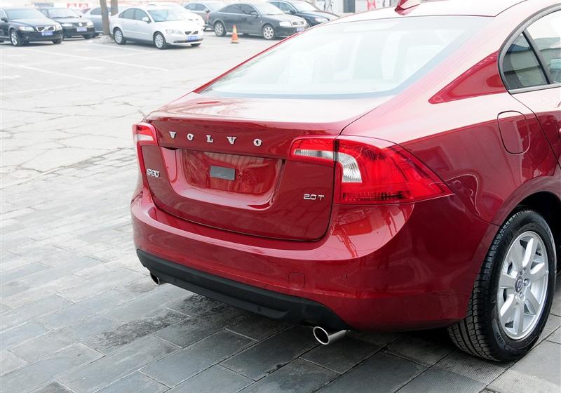 沃尔沃S60  2011款 2.0T 舒适版