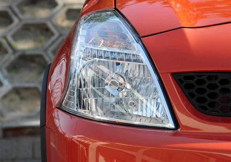 炫丽  2011款 CROSS 1.3L MT
