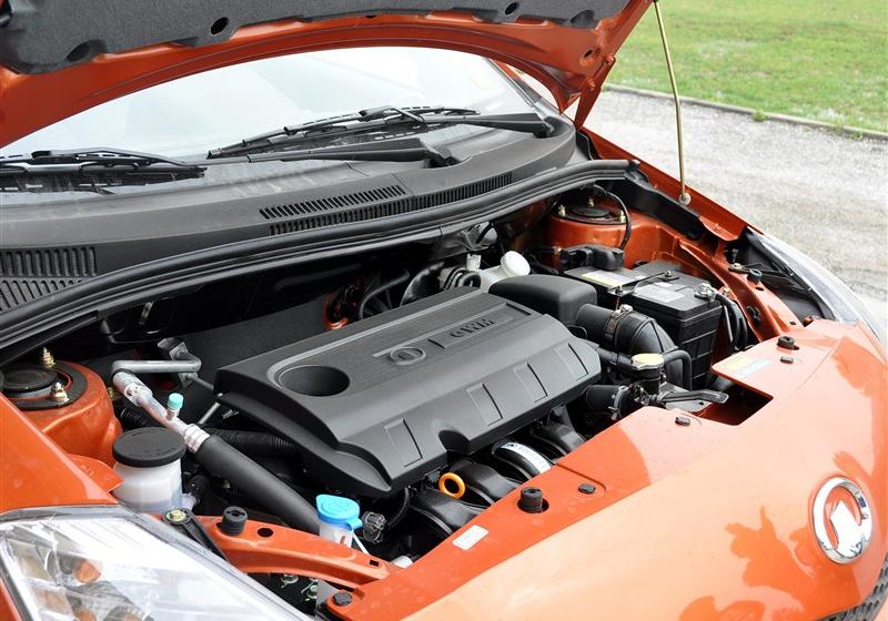 炫丽  2011款 CROSS 1.5L MT