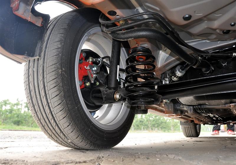 炫丽  2011款 CROSS 1.5L MT