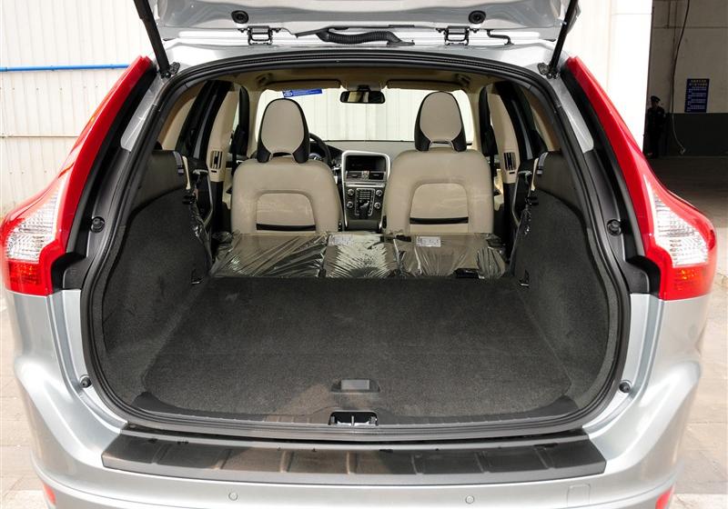 沃尔沃XC60  2011款 3.0 T6 R-Design 个性运动版