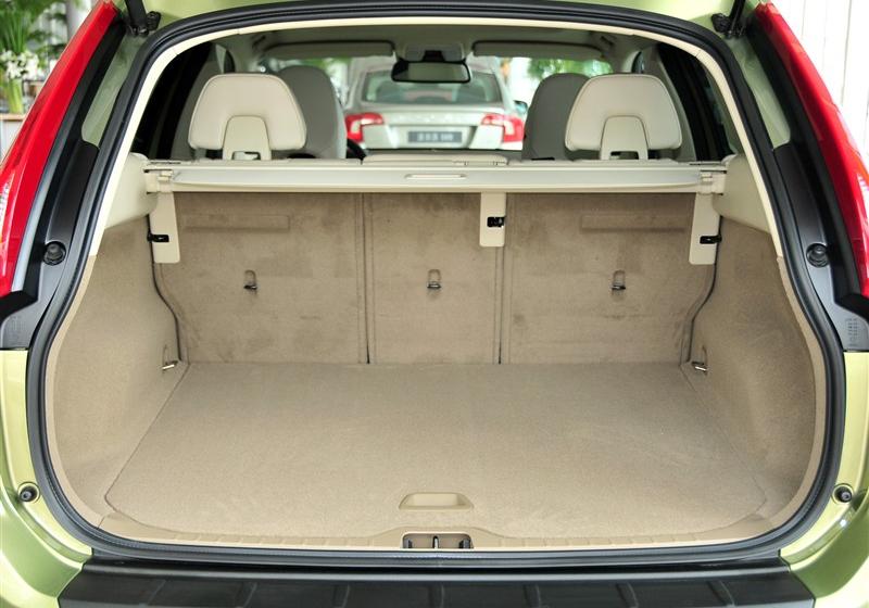 沃尔沃XC60  2011款 3.0 T6 AWD智尊版