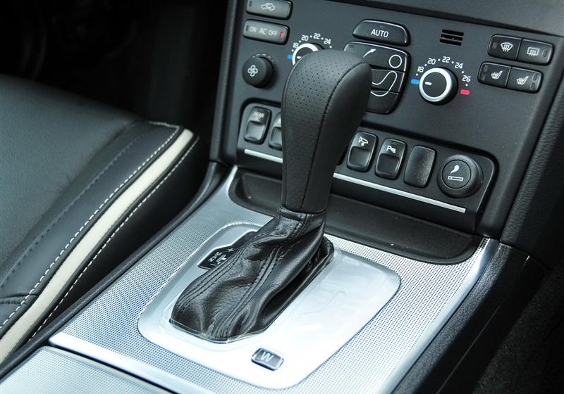 沃尔沃XC90  2011款 2.5T 北欧个性运动版