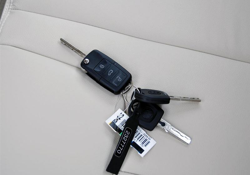 Passat新领驭  2009款 1.8T 手动尊品型
