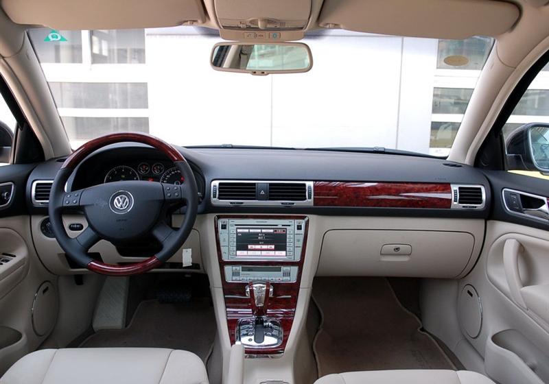 Passat新领驭  2009款 1.8T 自动尊杰型