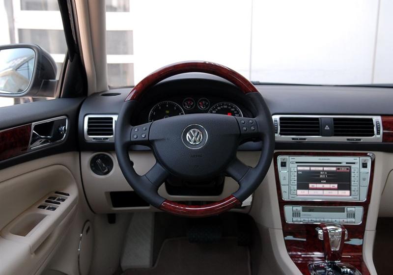 Passat新领驭  2009款 1.8T 自动尊杰型
