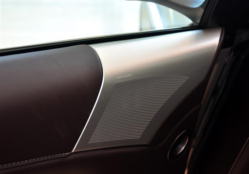 阿斯顿·马丁 Virage 2012款 6.0 Coupe