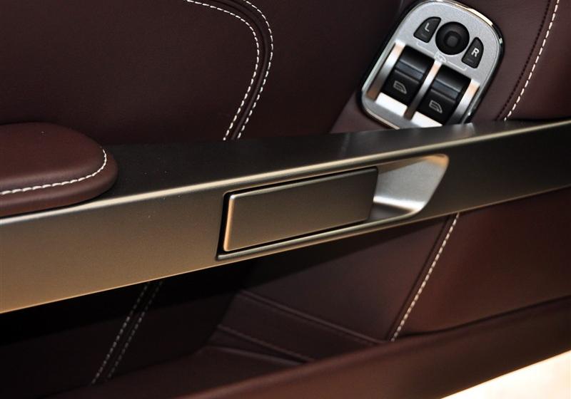 阿斯顿·马丁 Virage 2012款 6.0 Coupe