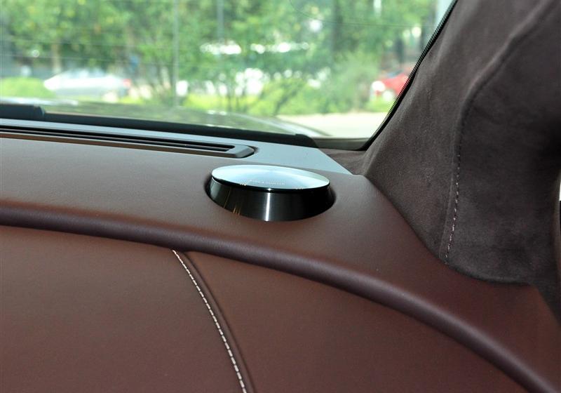 阿斯顿·马丁 Virage 2012款 6.0 Coupe