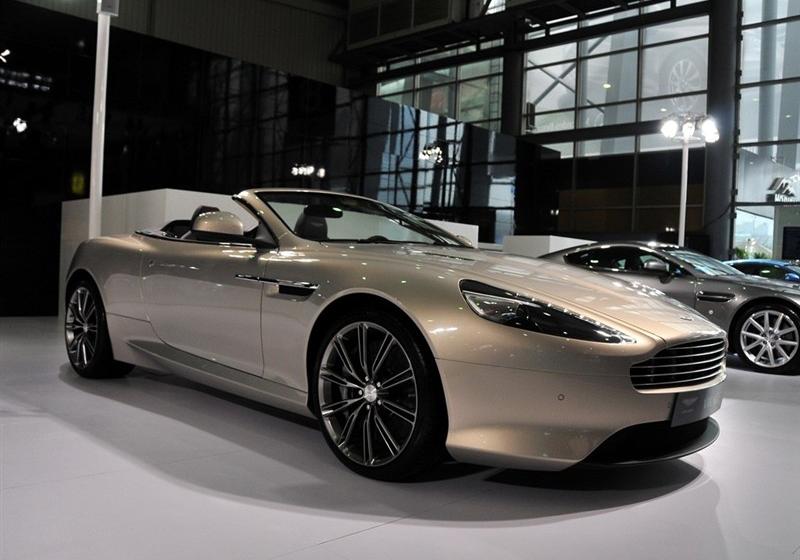 阿斯顿·马丁 Virage 2012款 6.0 Volante