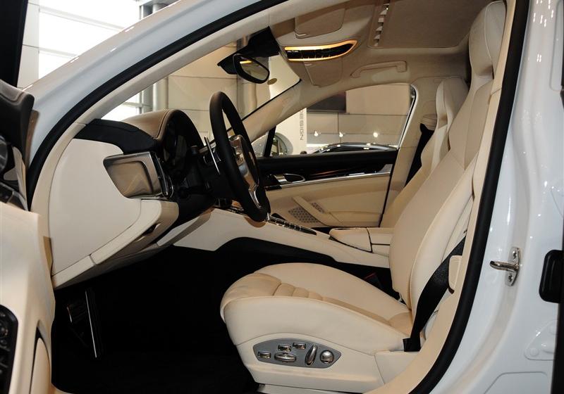 保时捷 Panamera 2012款 Panamera Turbo S