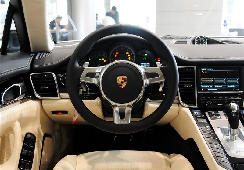 保时捷 Panamera 2012款 Panamera Turbo S