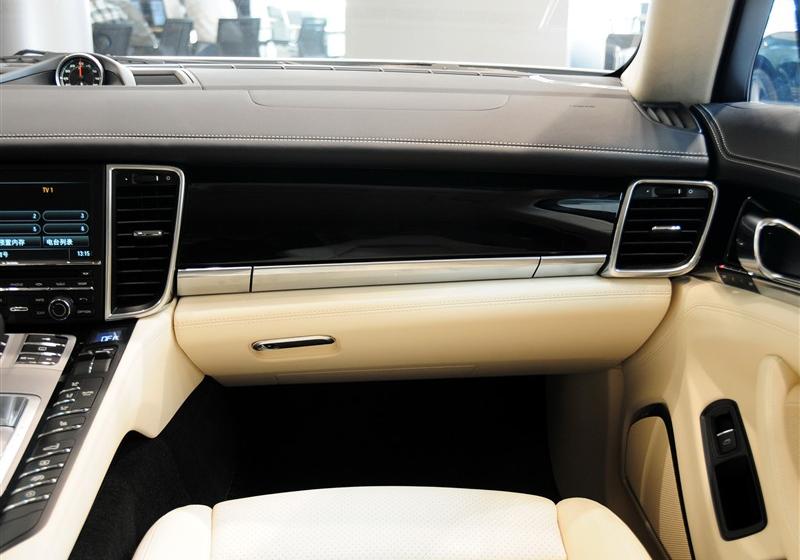 保时捷 Panamera 2012款 Panamera Turbo S