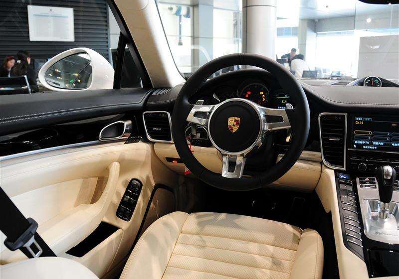 保时捷 Panamera 2012款 Panamera Turbo S