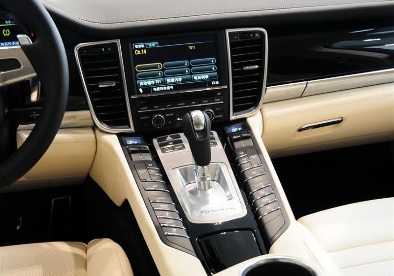 保时捷 Panamera 2012款 Panamera Turbo S