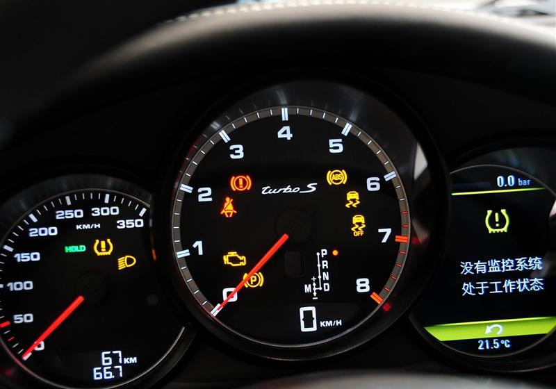保时捷 Panamera 2012款 Panamera Turbo S