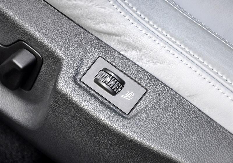 标致(进口) 标致RCZ 2011款 1.6T 豪华运动型