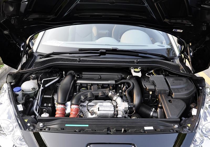 标致(进口) 标致RCZ 2011款 1.6T 豪华运动型