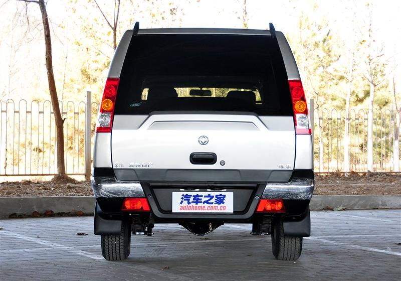 郑州日产 锐骐多功能车 2010款 2.4L汽油两驱豪华型ZG24
