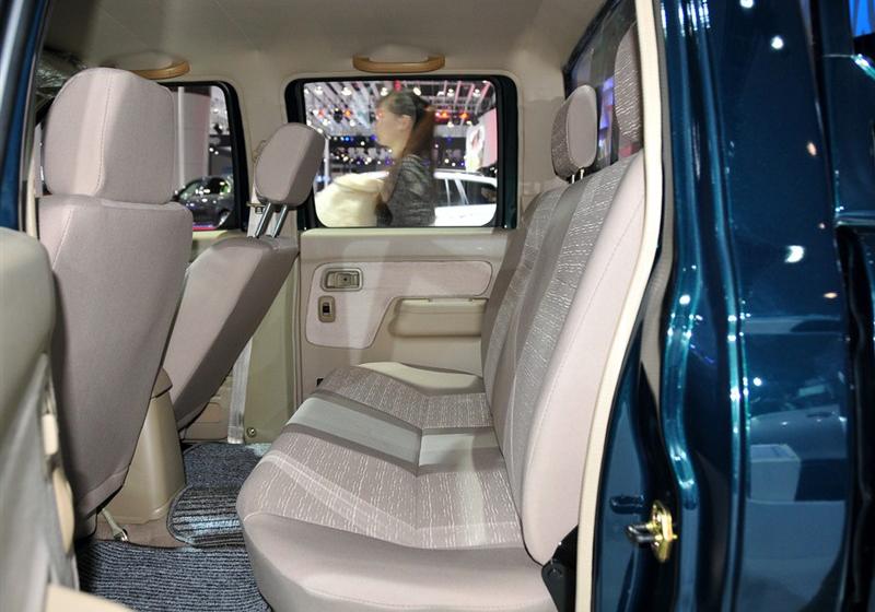 郑州日产 锐骐皮卡 2010款 2.5L两驱标准型ZD25TCR