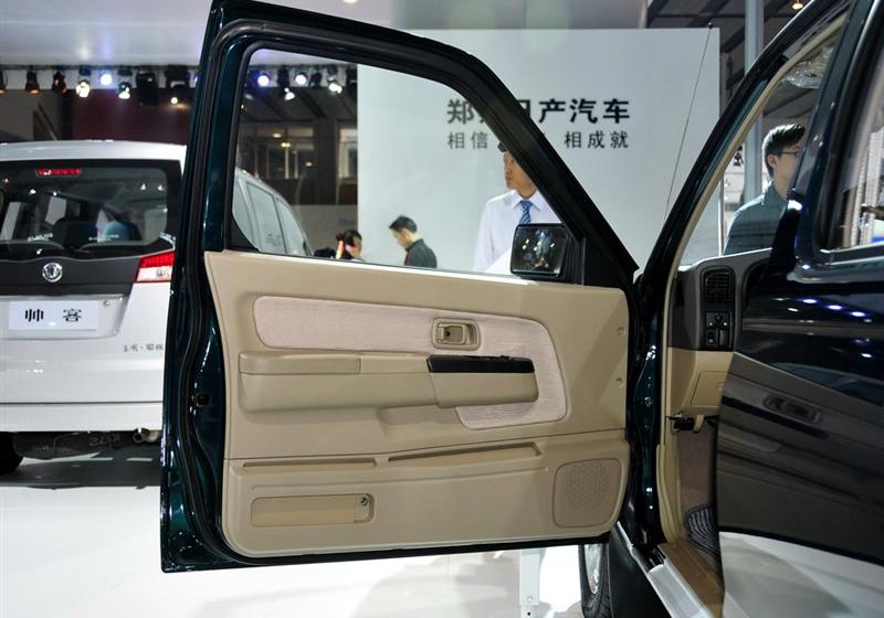 郑州日产 锐骐皮卡 2010款 2.5L两驱标准型ZD25TCR