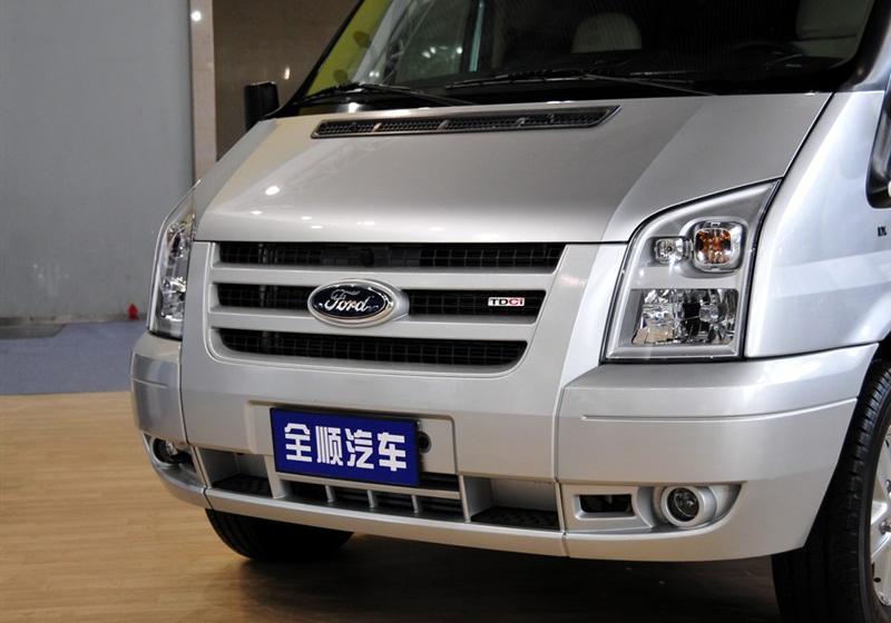 江铃汽车 新世代全顺 2009款 2.4L柴油豪华型短轴中顶Duratorq