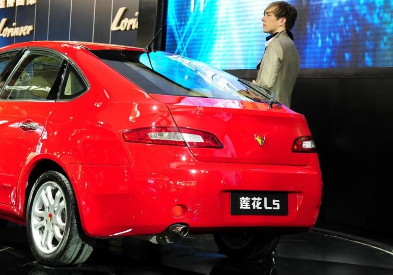 莲花汽车 莲花L5 2011款 Sportback 1.6MT 风尚版