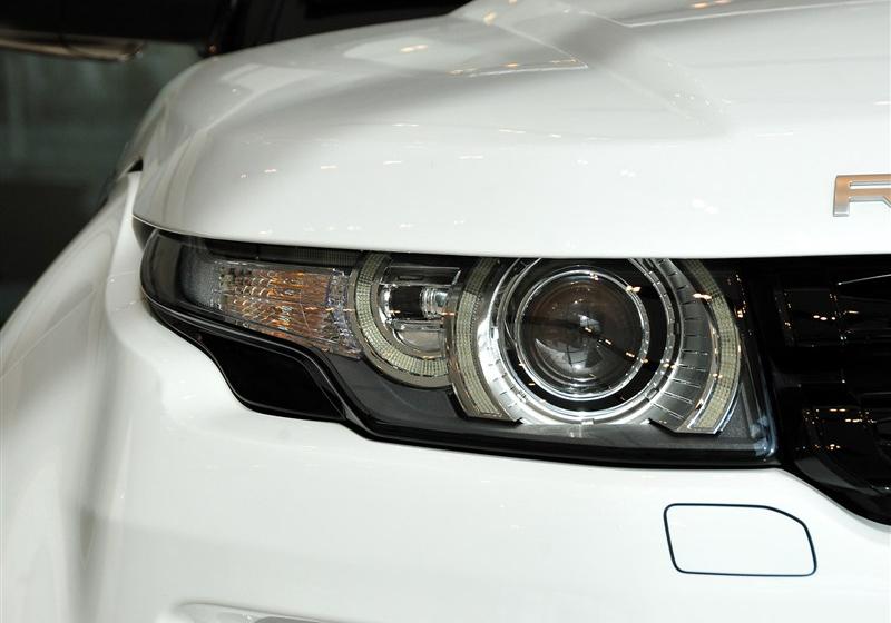 路虎 极光 2012款 2.0T 5门耀动版