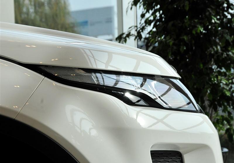 路虎 极光 2012款 2.0T 5门耀动版
