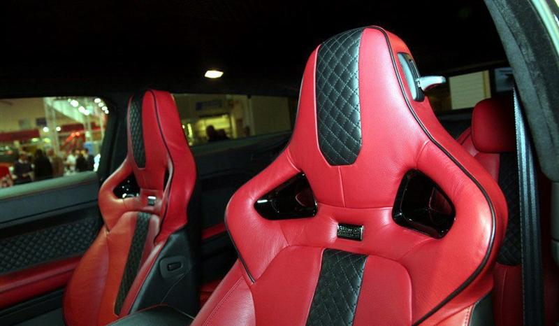 路虎 极光 2012款 2.0T 3门耀动版