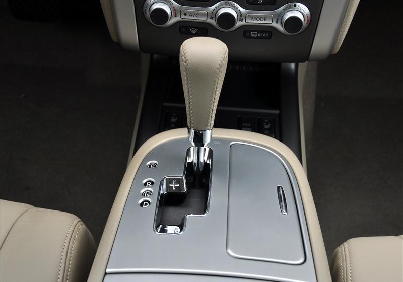 东风日产 楼兰Murano 2011款 3.5L CVT