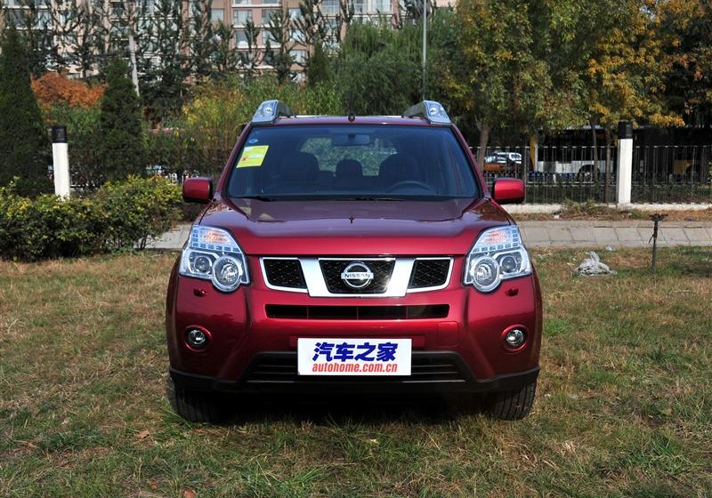 东风日产 奇骏 2012款 2.5L XV 至尊版 CVT 4WD