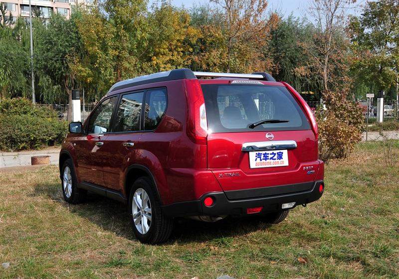 东风日产 奇骏 2012款 2.5L XV 至尊版 CVT 4WD