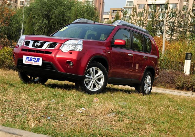东风日产 奇骏 2012款 2.5L XV 至尊版 CVT 4WD