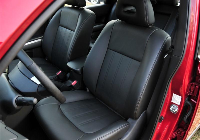 东风日产 奇骏 2012款 2.5L XV 至尊版 CVT 4WD