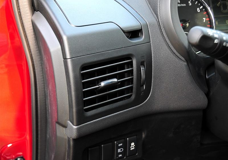东风日产 奇骏 2012款 2.5L XV 至尊版 CVT 4WD