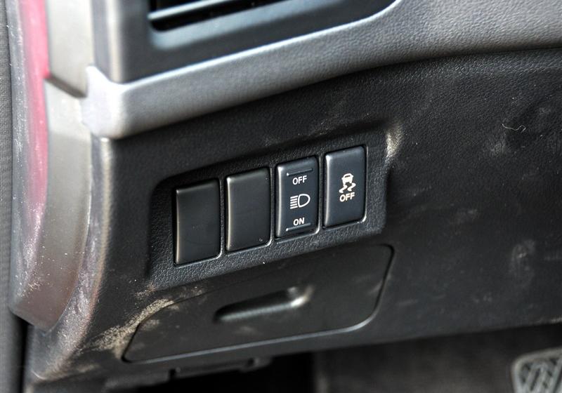 东风日产 奇骏 2012款 2.5L XV 至尊版 CVT 4WD