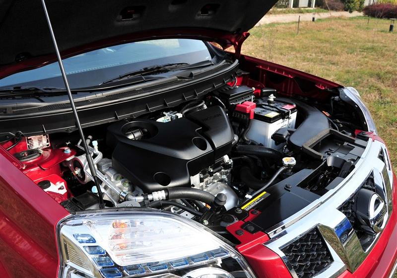 东风日产 奇骏 2012款 2.5L XV 至尊版 CVT 4WD