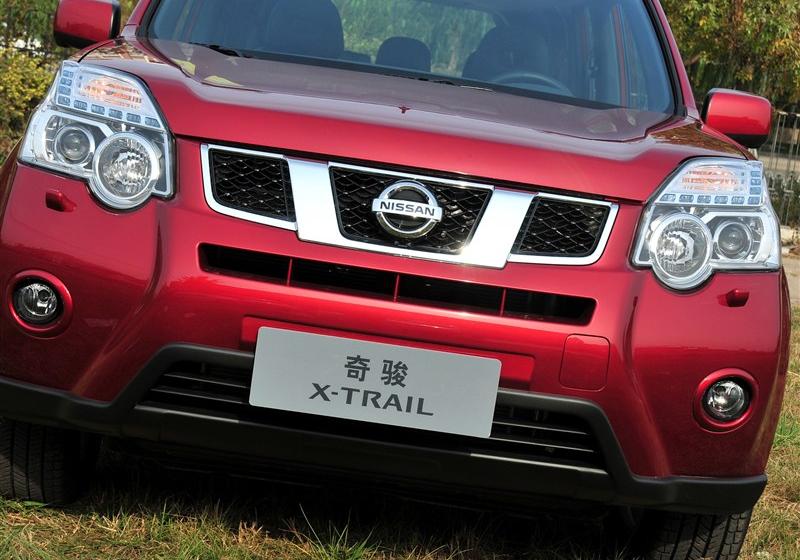 东风日产 奇骏 2012款 2.5L XV 至尊版 CVT 4WD