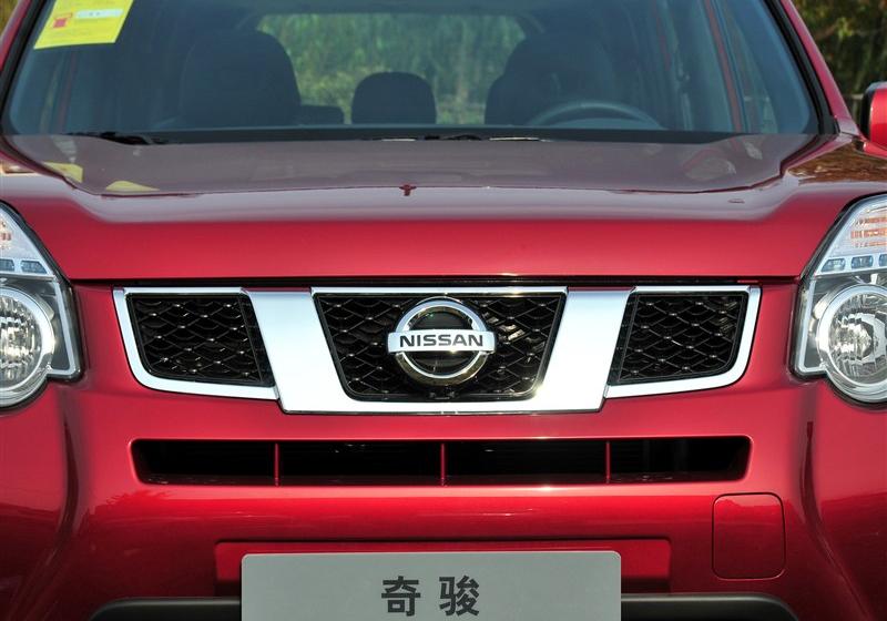 东风日产 奇骏 2012款 2.5L XV 至尊版 CVT 4WD